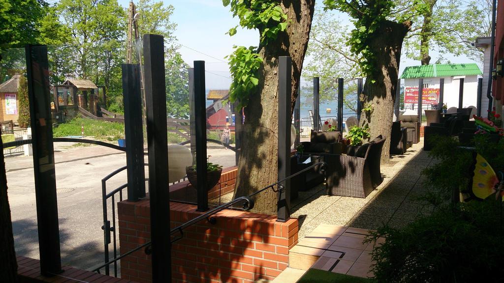Dom Wczasowy Plaza レバル エクステリア 写真